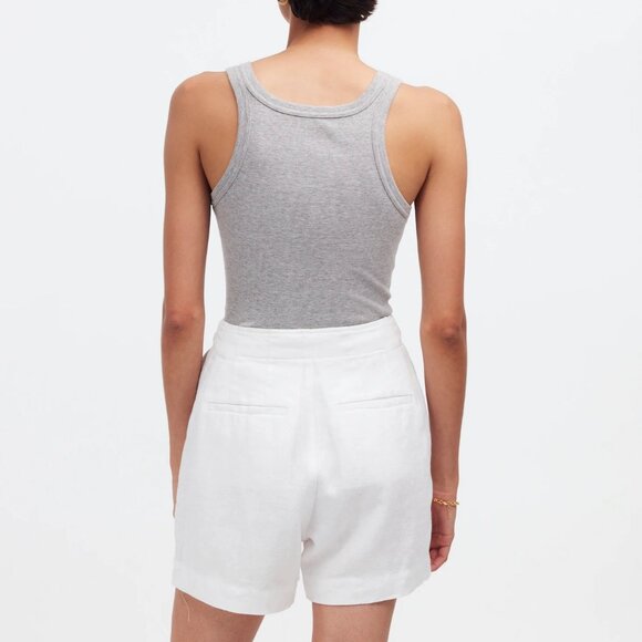 Madewell Clean Button-Tab Shorts in 100% Linen - Picture 2 of 6